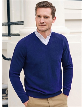 Deep Sapphire | Mens Cashmere V Sweater | Pure Collection