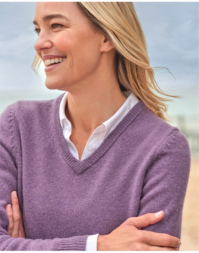 Womens Lambswool V Neck Sweater