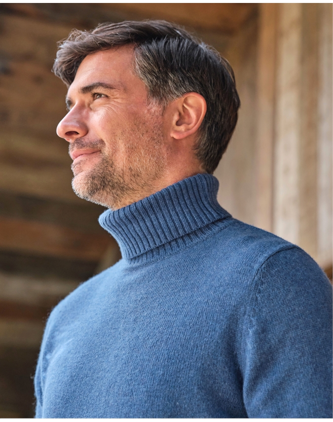 Mens Lambswool Turtle Neck Sweater