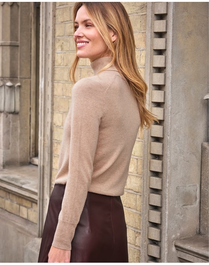 Womens Cashmere Turtle Neck Sweater
