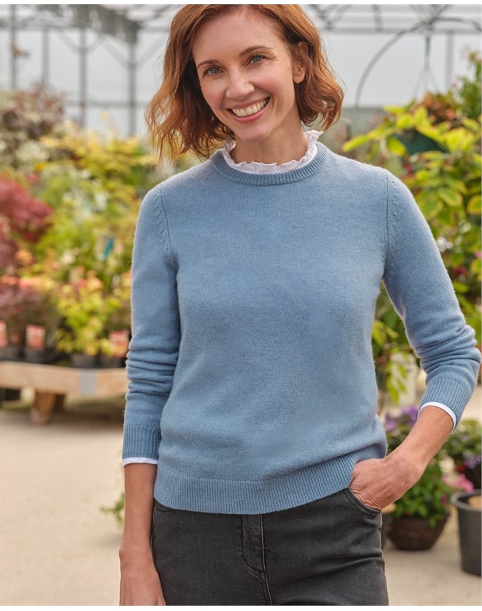 Womens Lambswool Crew