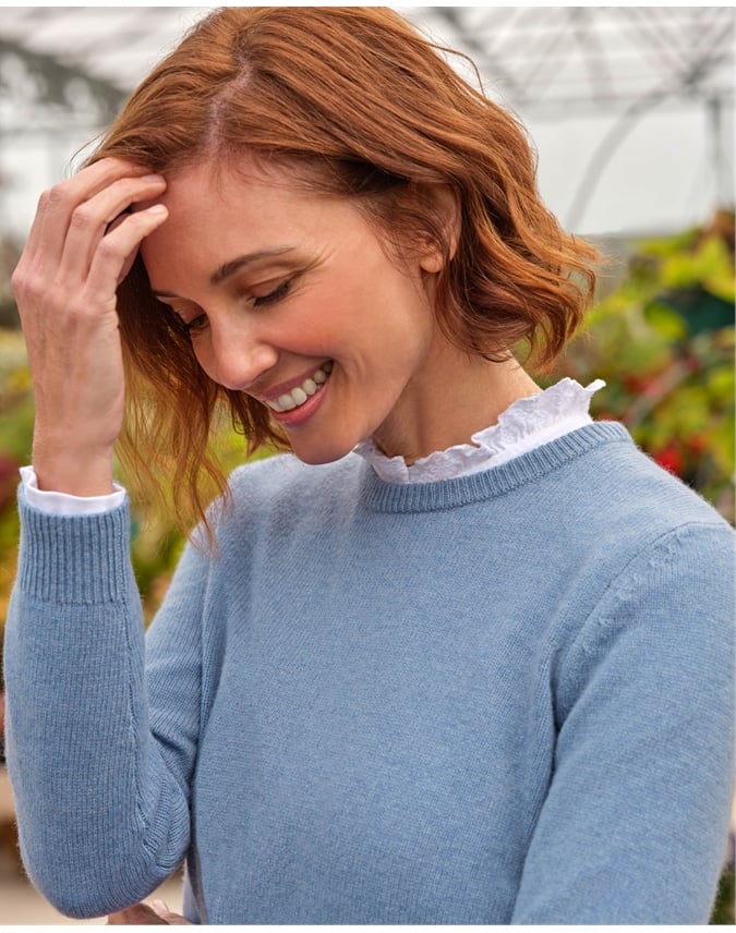 Womens Lambswool Crew