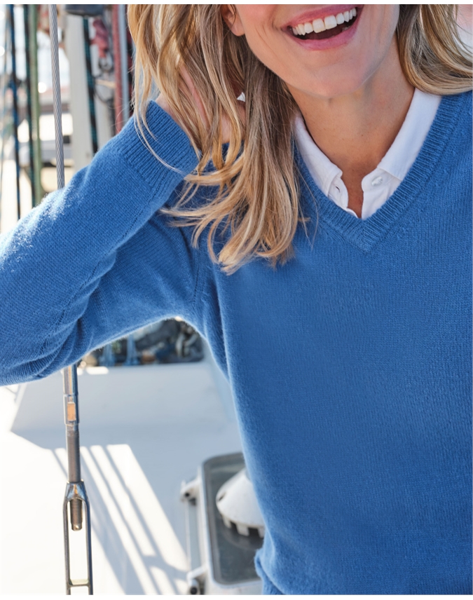Womens Lambswool V Neck Sweater