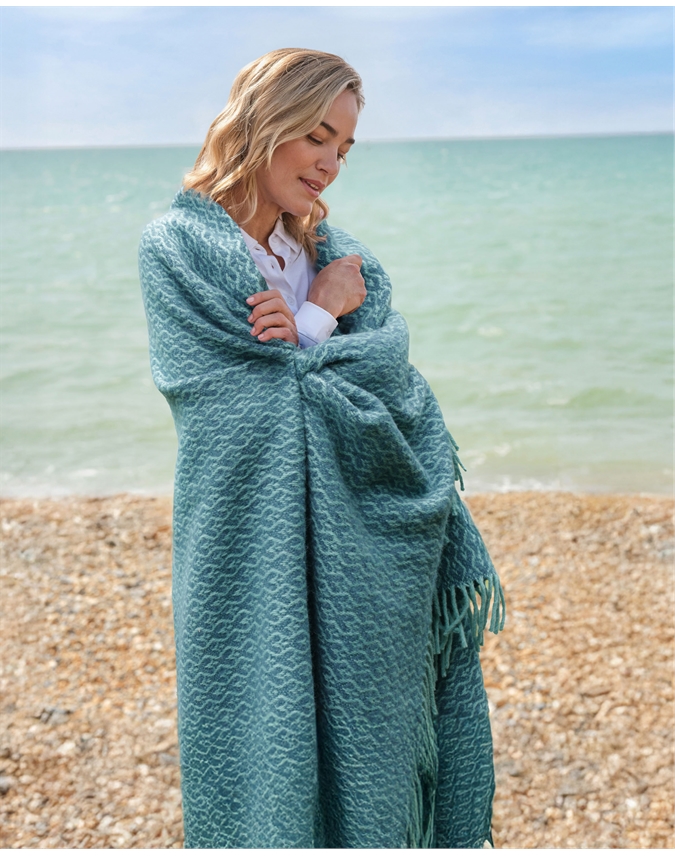 Isobel Crescent Pure Wool Throw