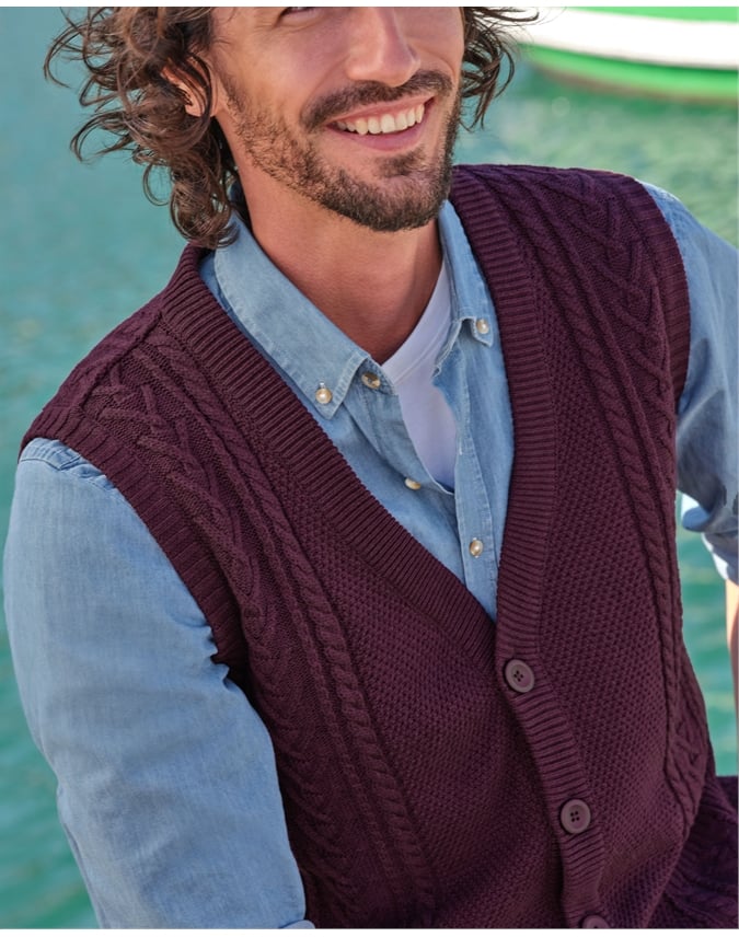 Mens Cable Vest