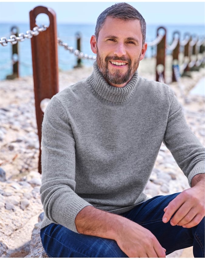 Mens Lambswool Turtle Neck Sweater