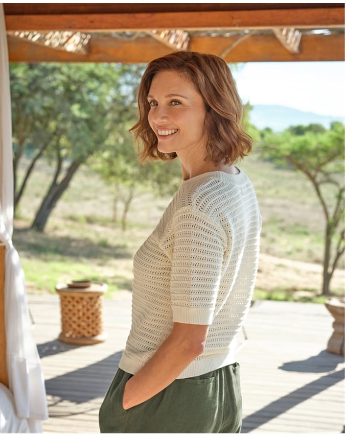 Crew Neck Textured Knitted Top