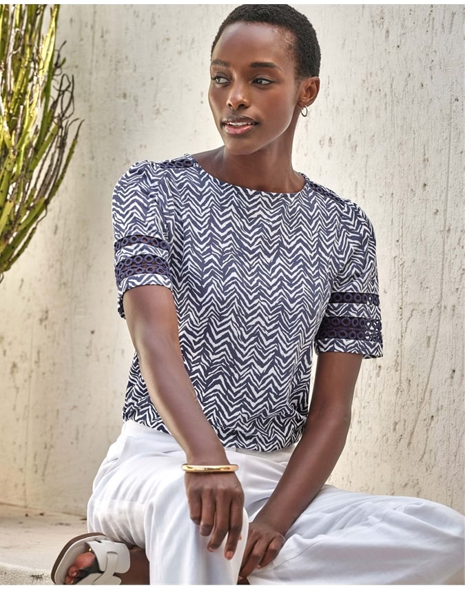 Lace Sleeve Detail Tee