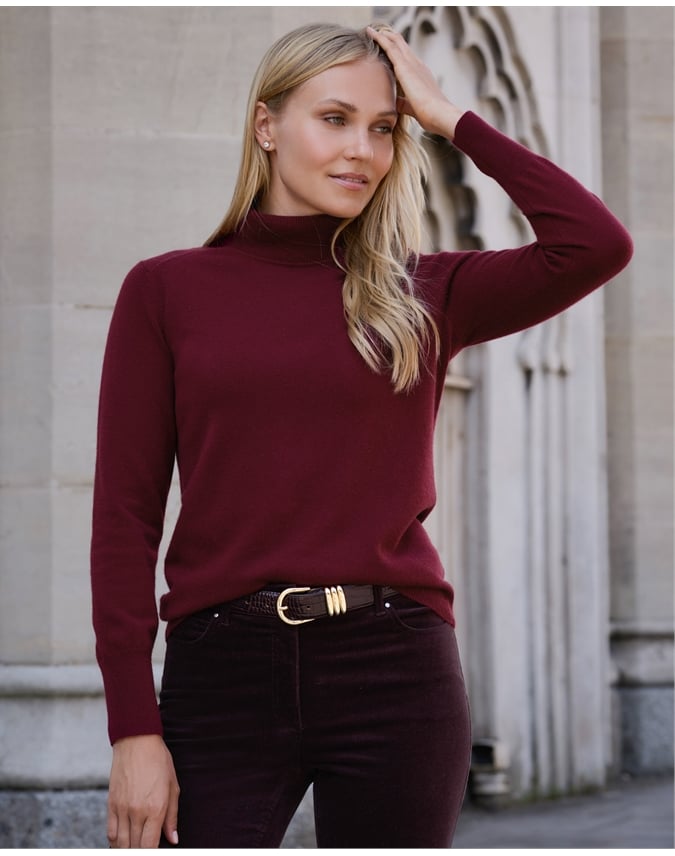 Womens Cashmere Turtle Neck Sweater
