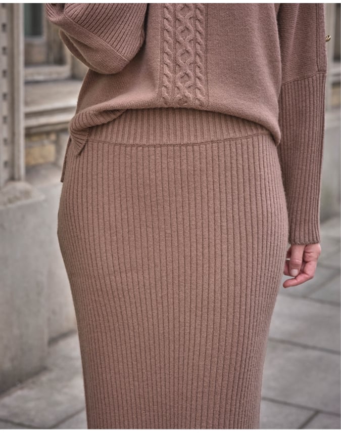 Cashmere Blend Knitted Ribbed Skirt
