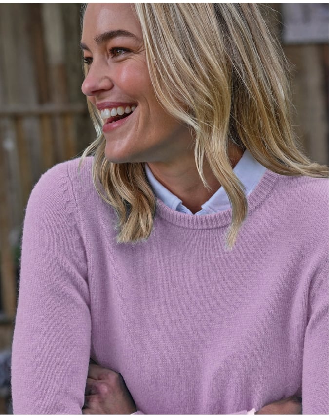 Womens Lambswool Crew