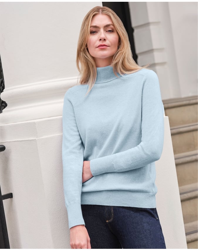 Womens Cashmere Turtle Neck Sweater