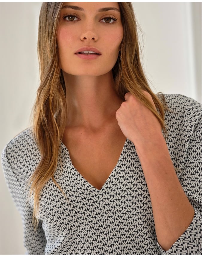 Jacquard Deep V Top