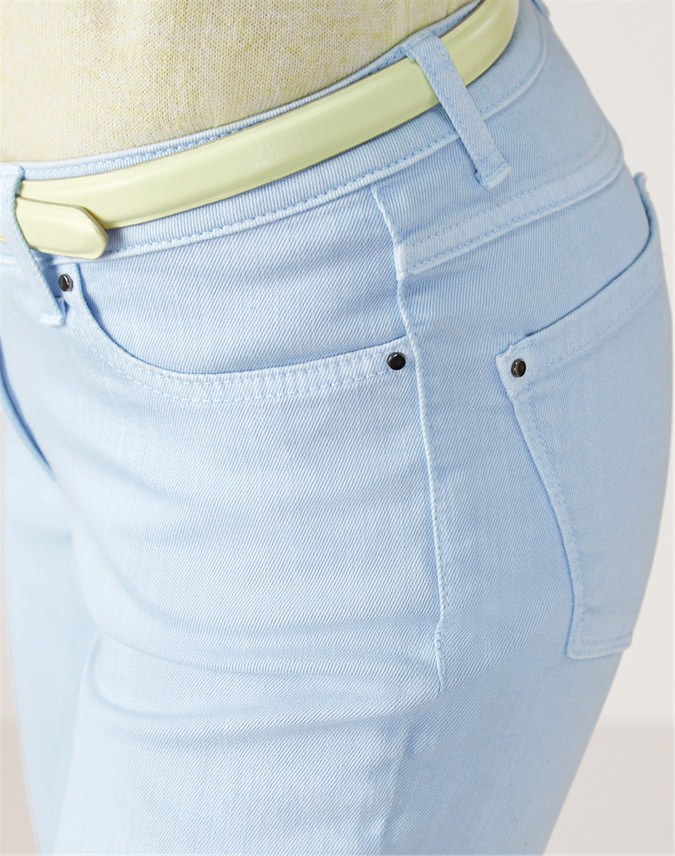 Pale Blue | Cropped Jean | Pure Collection