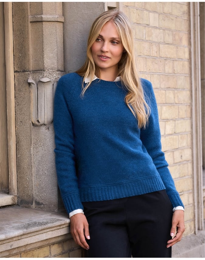 Cashmere Lofty Raglan Sleeve Jumper