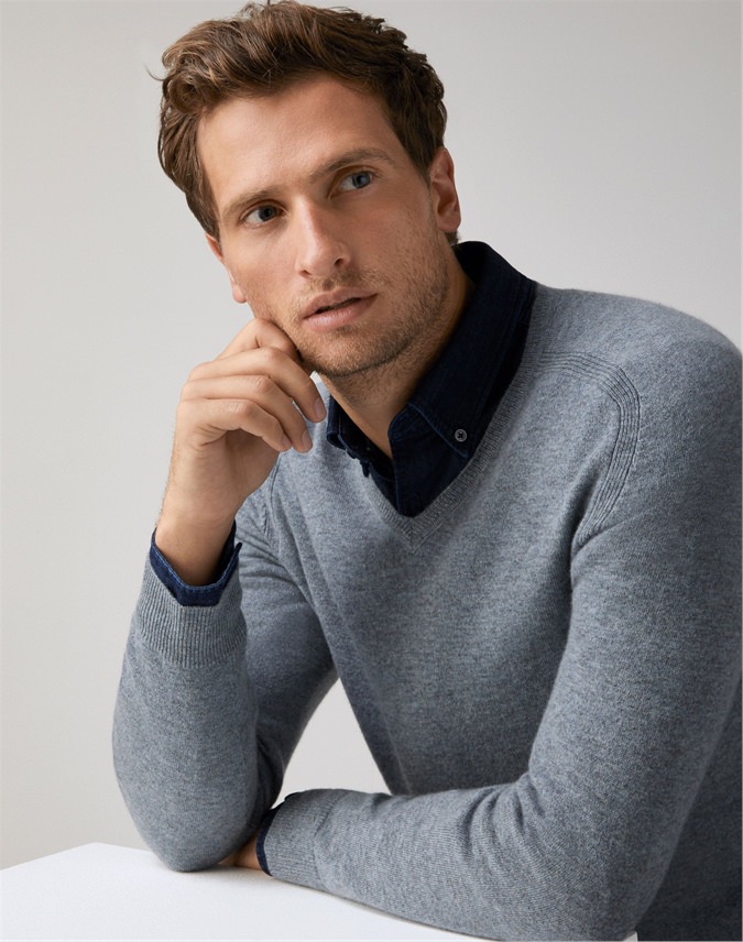 Storm | Mens Cashmere V Neck Sweater | Pure Collection