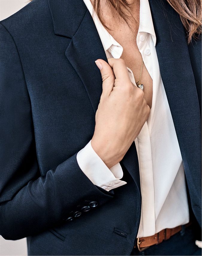 navy tailored blazer