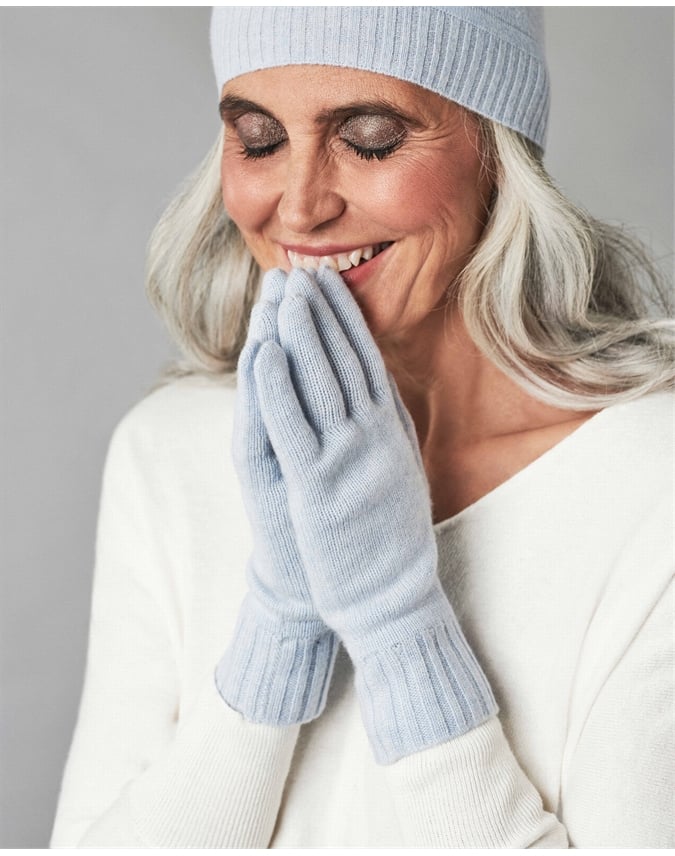 Cloud Blue | Womens Cashmere Gloves | Pure Collection