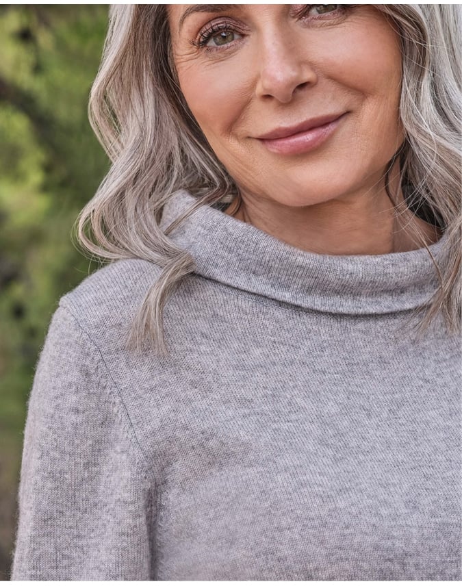Jackie Roll Neck