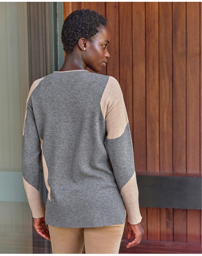 Wool Cashmere Bi -Color Patch Intarsia Sweater