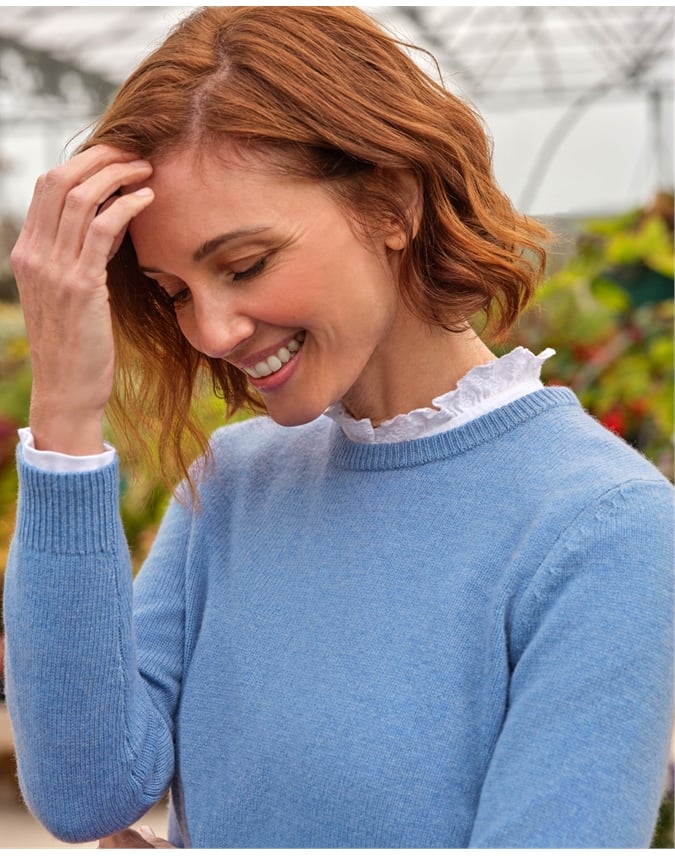 Womens Lambswool Crew