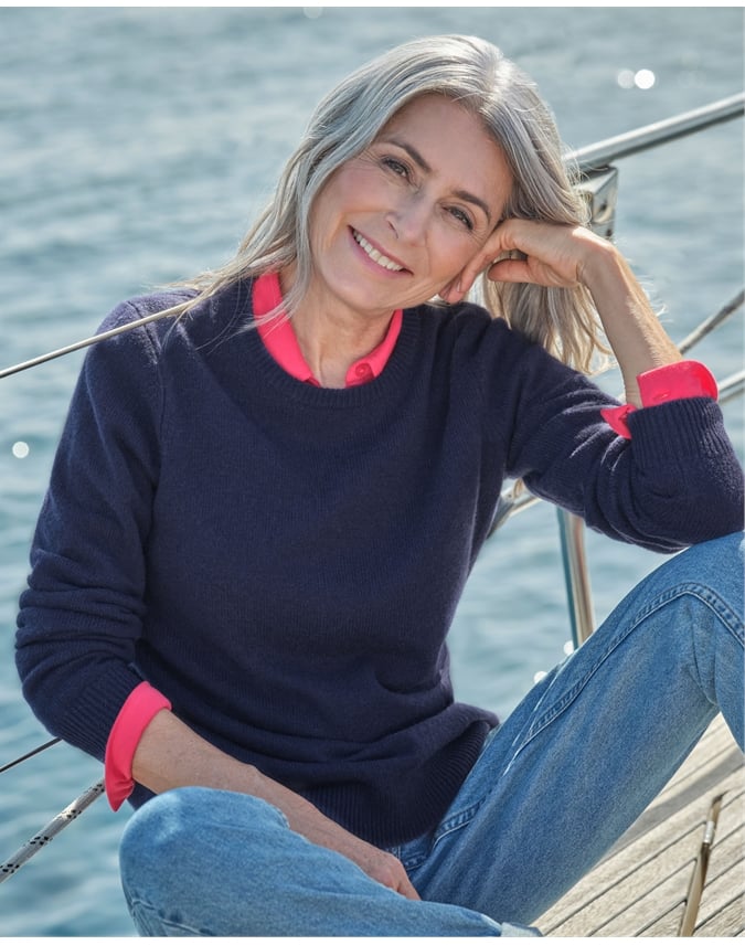 Womens Lambswool Crew
