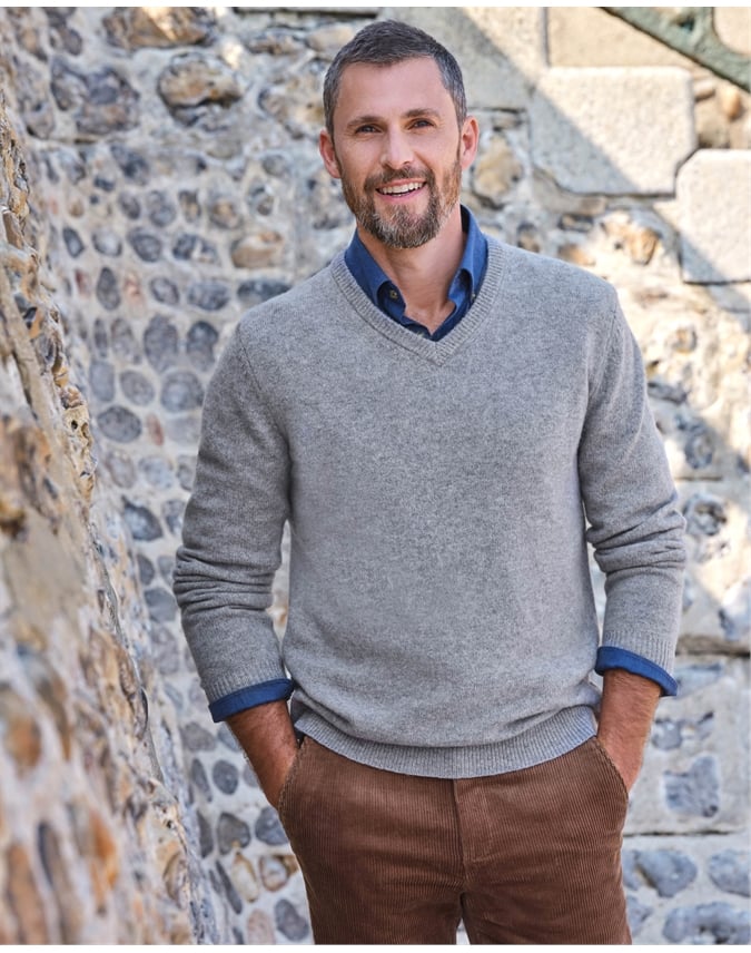 Mens Lambswool V Neck Sweater