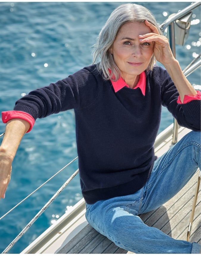 Womens Lambswool Crew