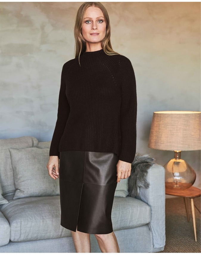Rich Chocolate | Luxury Cashmere Ribbed Sweater | Pure Collection