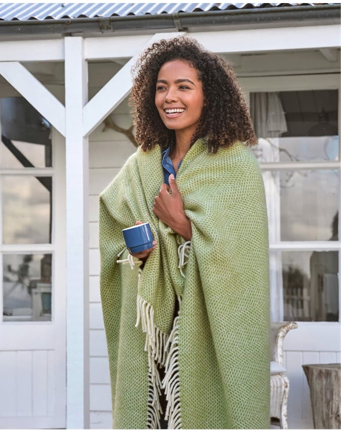 Pure Wool Beehive Throw