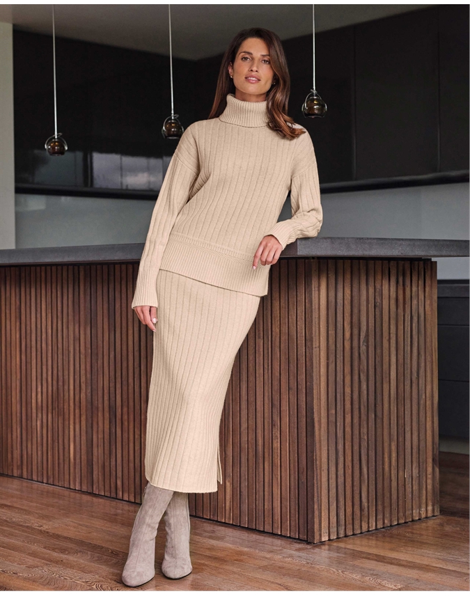 Wool Cashmere Ribbed Roll Neck