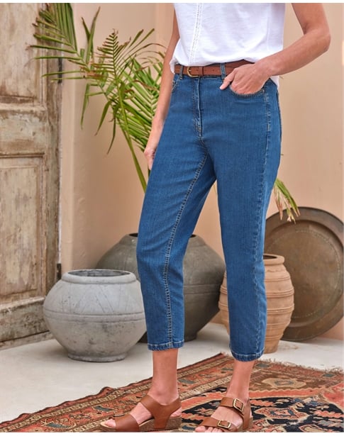 Easy Fit Cropped Jean