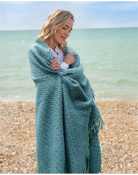 Isobel Crescent Pure Wool Throw