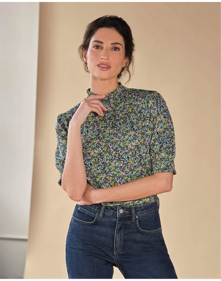 Shirred Short Sleeve Turtle Neck