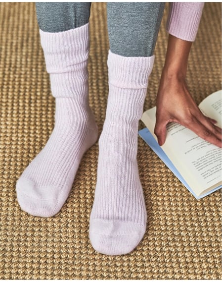 Ribbed Cashmere Socks