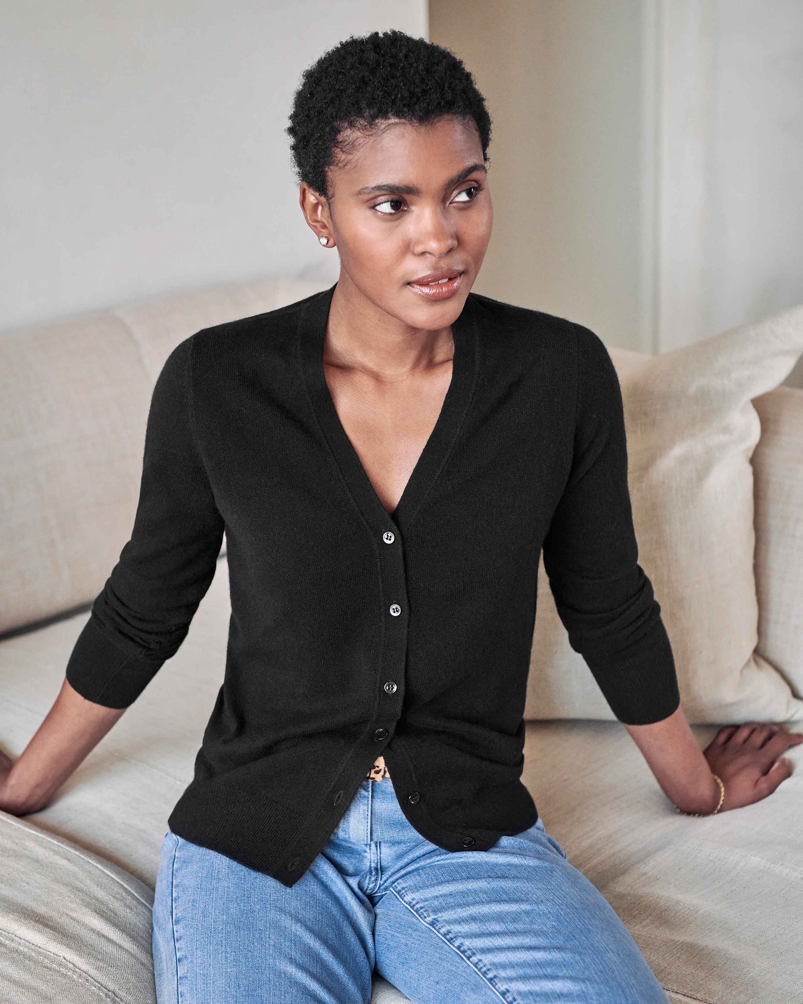 Black | Cashmere V Neck Cardigan | Pure Collection