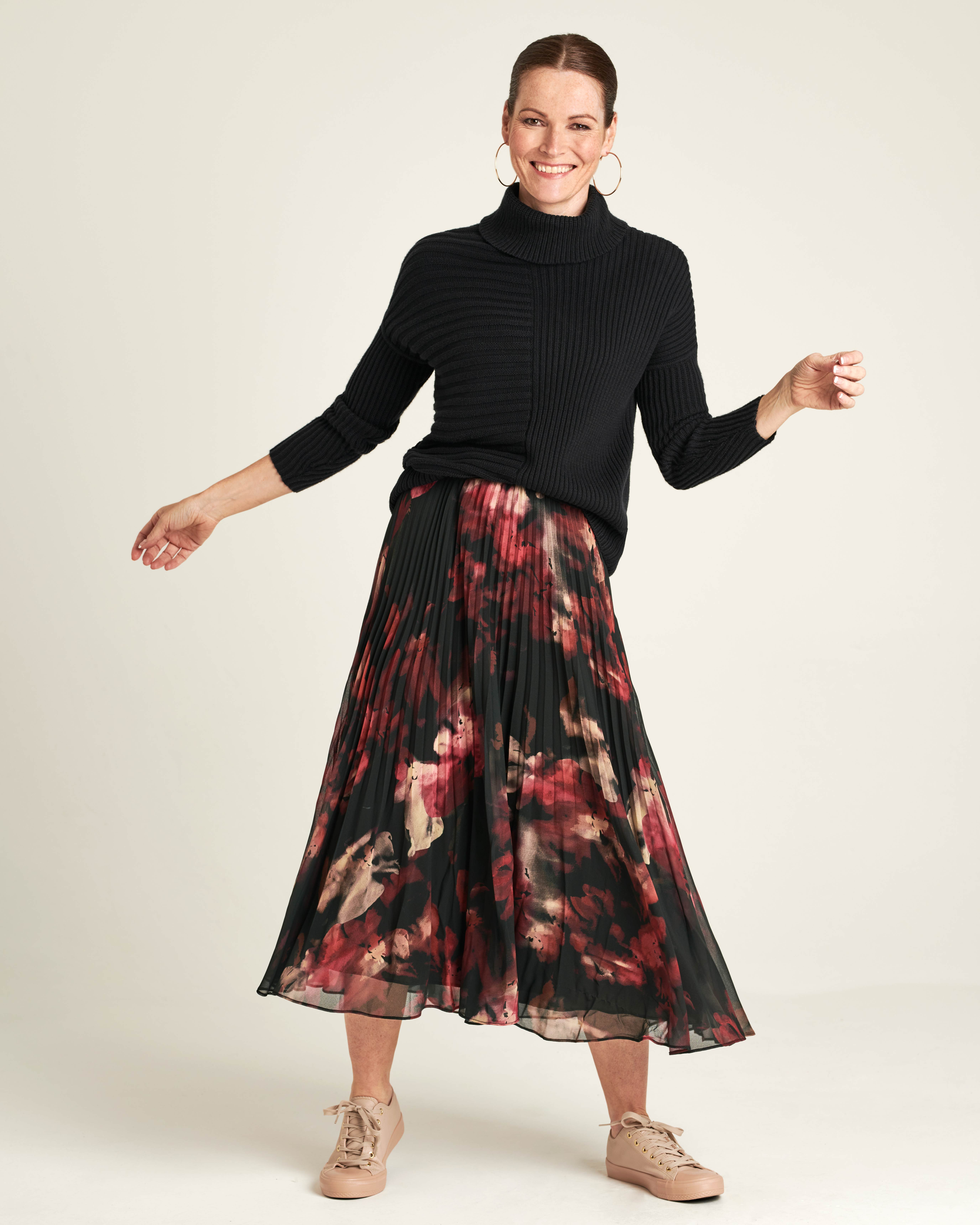 Dark Rose Print | Pleat Midi Skirt | Pure Collection