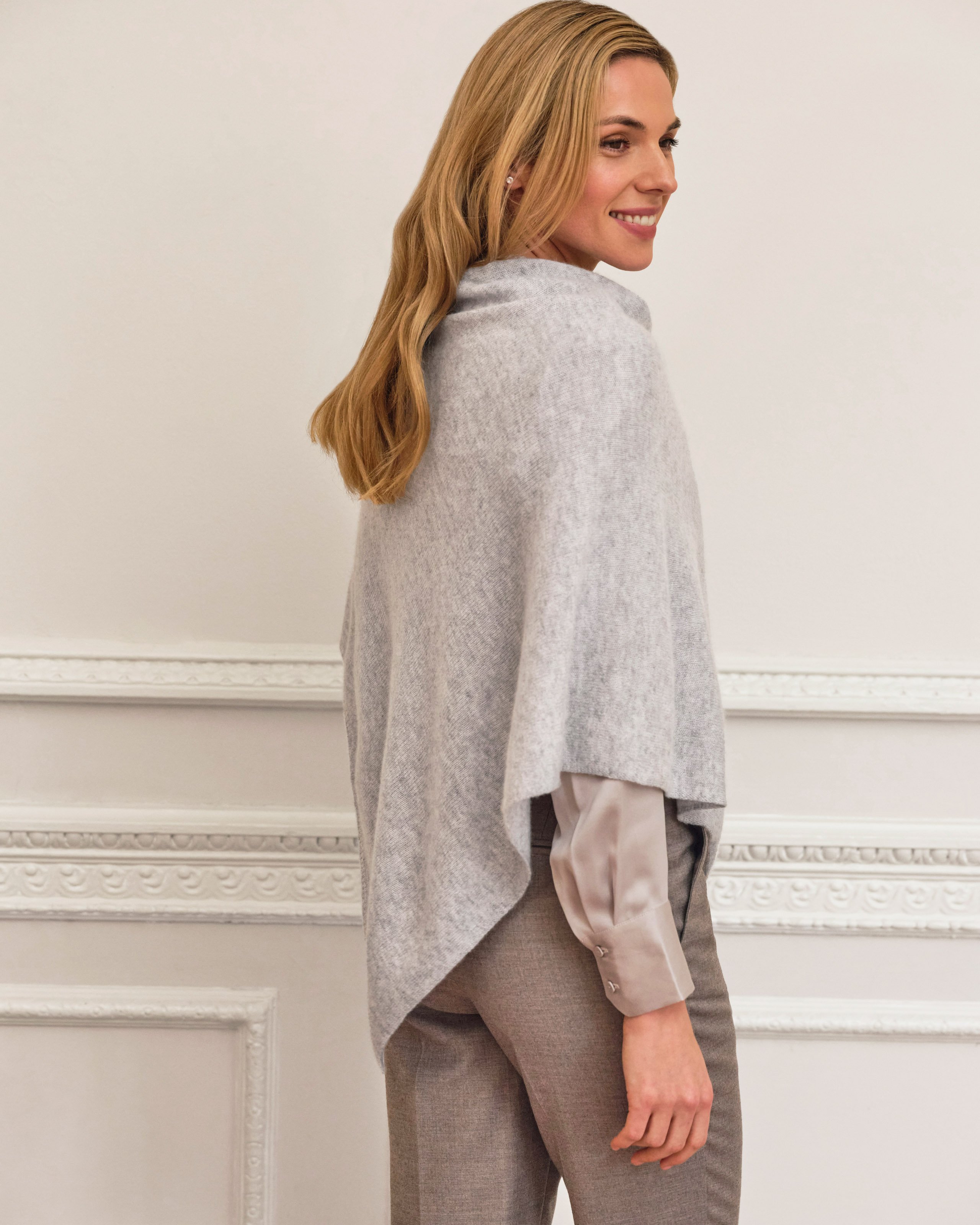 Heather Dove | Organic Cashmere Gassato Poncho | Pure Collection