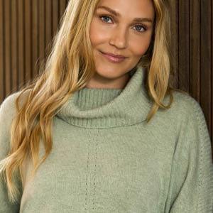 https://content.purecollection.com/upload/1/nav/278a4ba7_p_191026_dd_mob_cashmere.jpg
